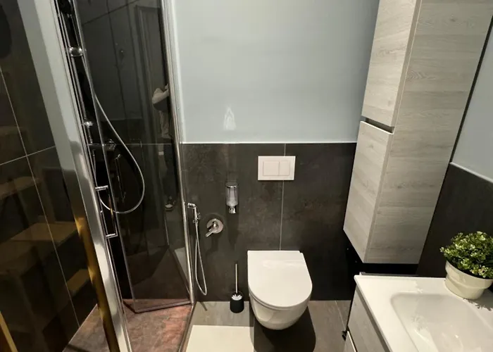 Centro فندق مبيت وإفطار 3*